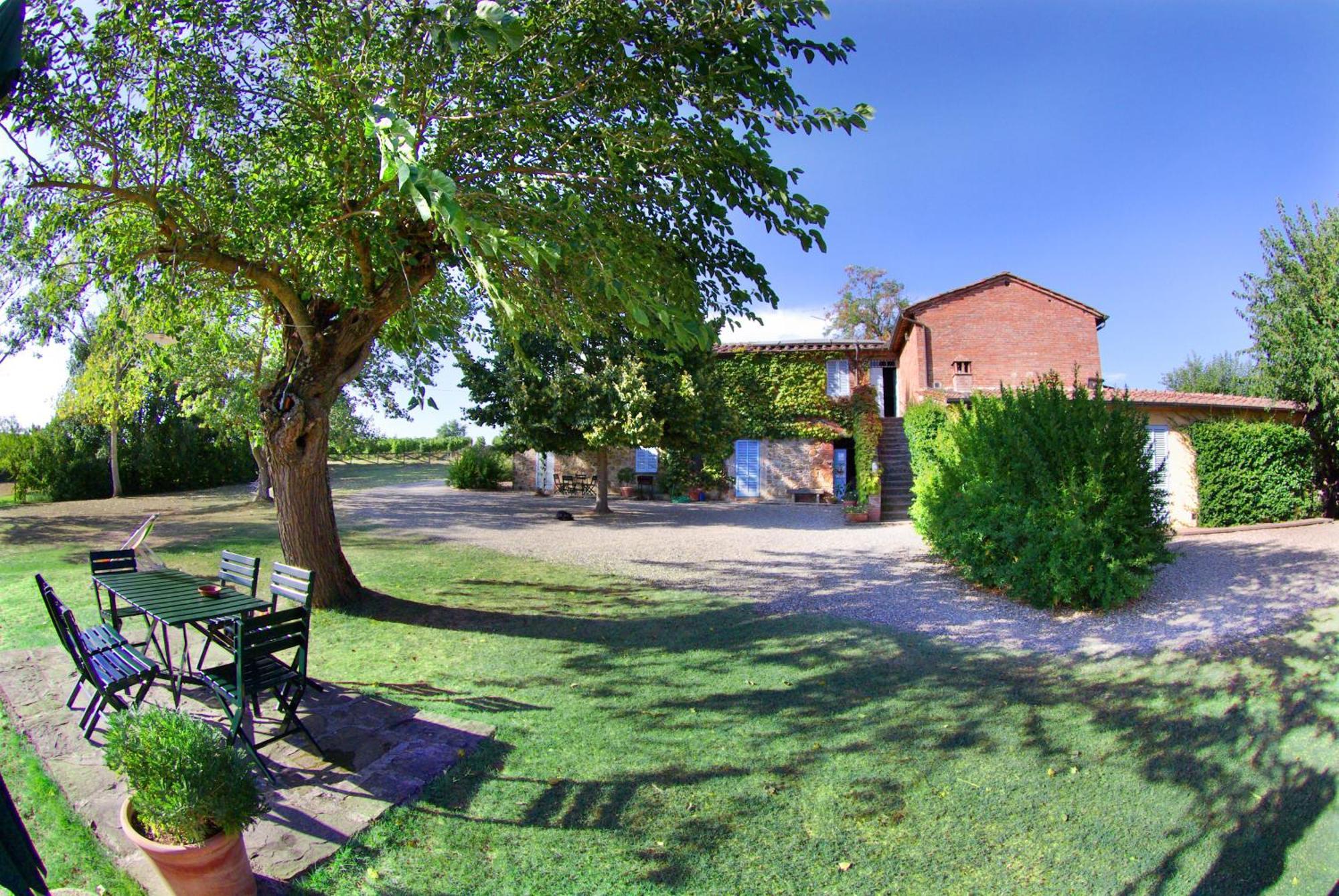 Agriturismo Fattoria Santa Vittoria Pozzo  Buitenkant foto